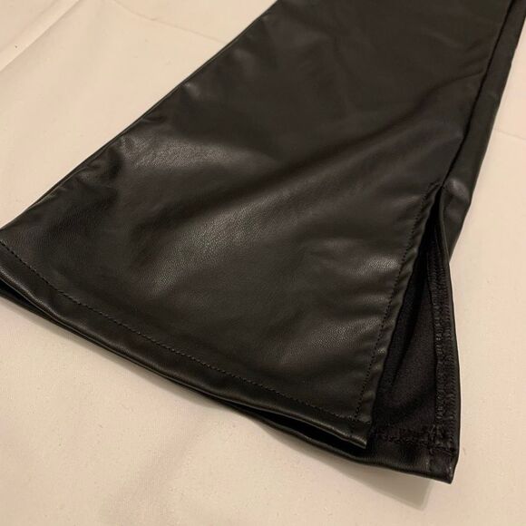 Divided H&M faux Vegan Leather Flare Slit pants flare bottom black NWT Sz 8 - Picture 8 of 8